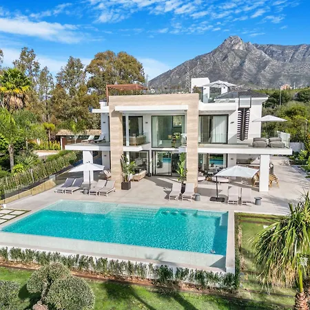 Villa Villa Romano Marbella