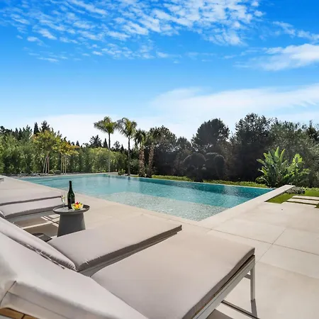 Villa Villa Romano *